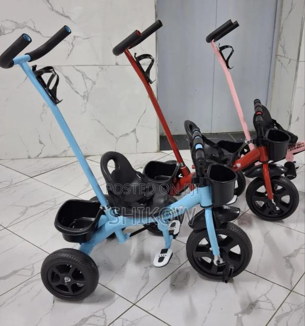 Kids Push Handle Tricycle With Storage Basket - main view