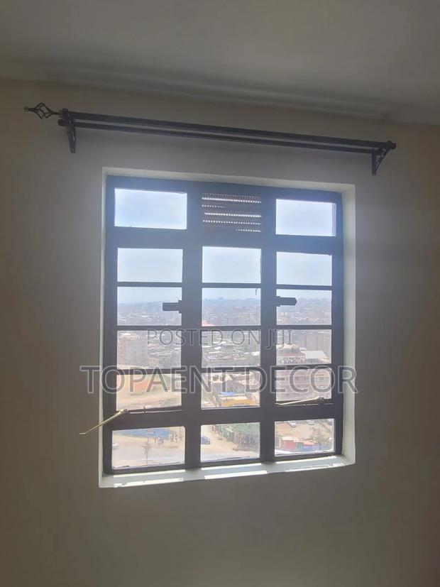 Powder Coated Living Room Window Curtain Rods - main view