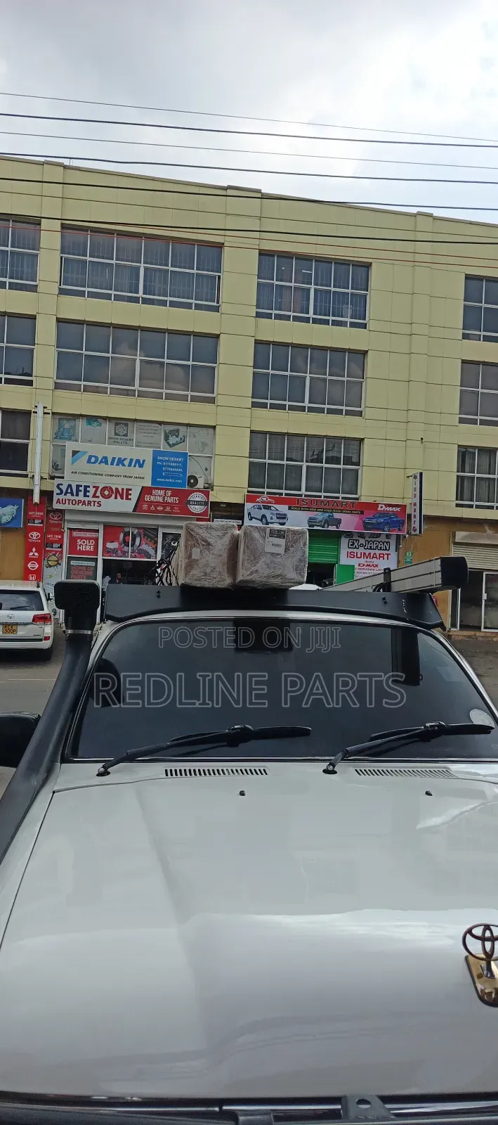 Lc80 Series Roof Rails.