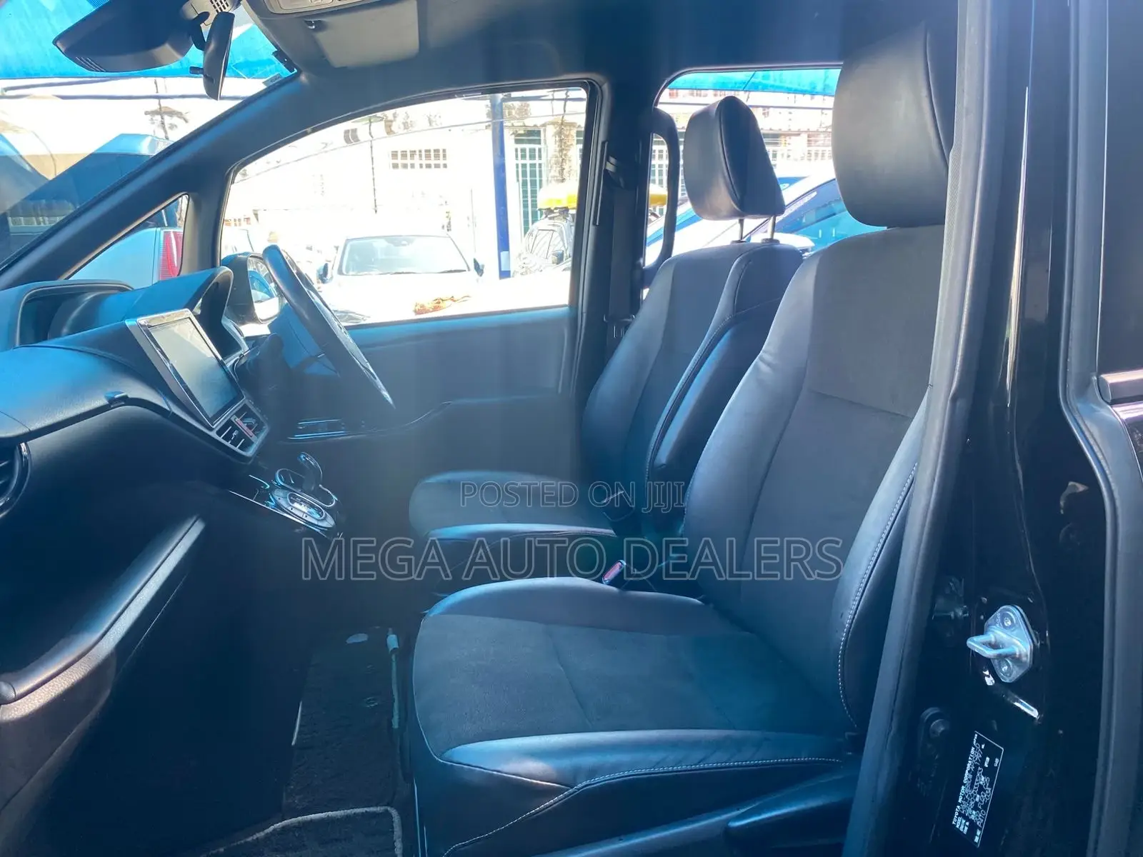 Toyota Noah 2018 Black