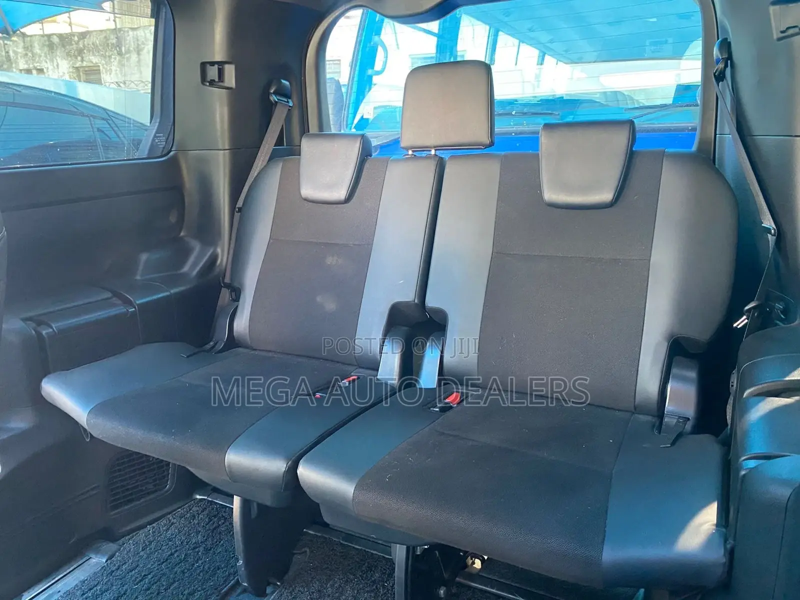 Toyota Noah 2018 Black