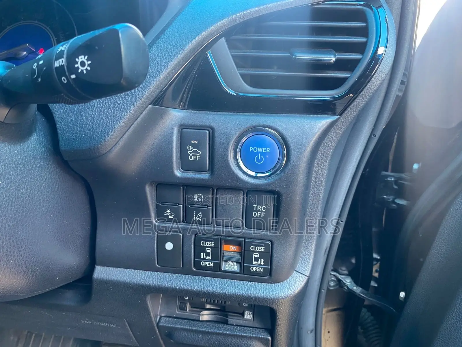 Toyota Noah 2018 Black