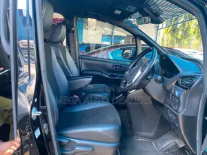 Toyota Noah 2018 Black