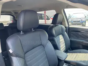 Mitsubishi Outlander 2018 Black