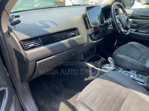 Mitsubishi Outlander 2018 Black