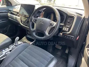 Mitsubishi Outlander 2018 Black