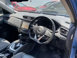 Nissan X-Trail 2018 Blue