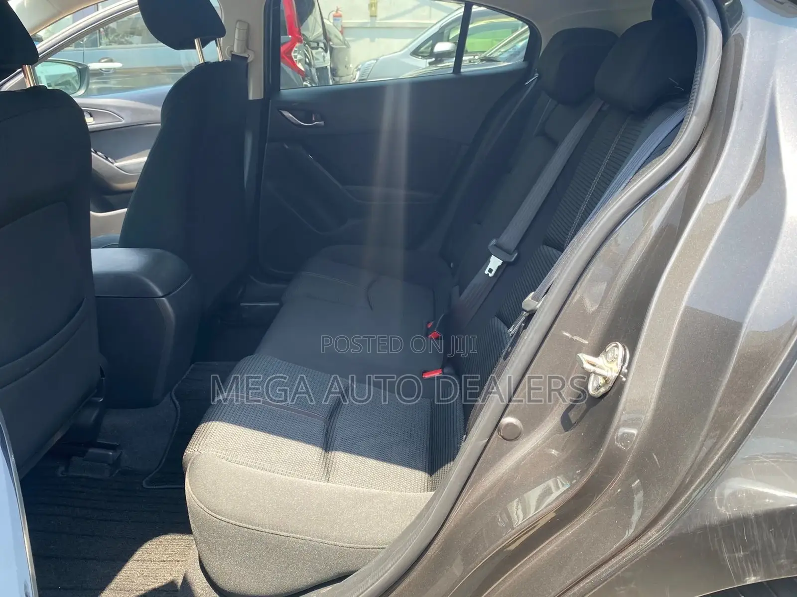 Mazda Axela 2018 Gray