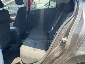 Mazda Axela 2018 Gray