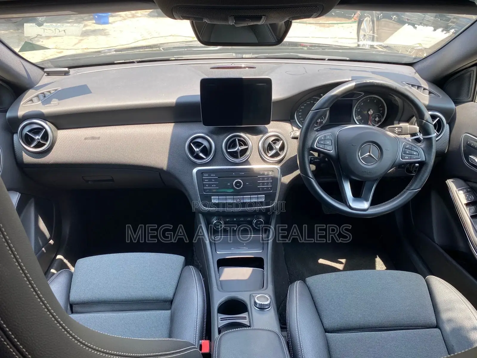 Mercedes-Benz B-Class B180 Petrol 2018 Black