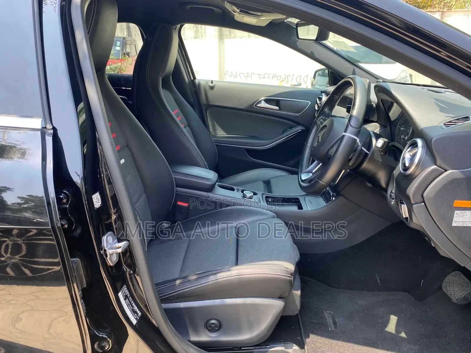 Mercedes-Benz B-Class B180 Petrol 2018 Black