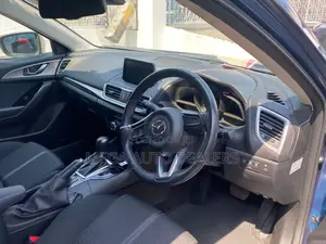 Mazda Axela 2018 Blue