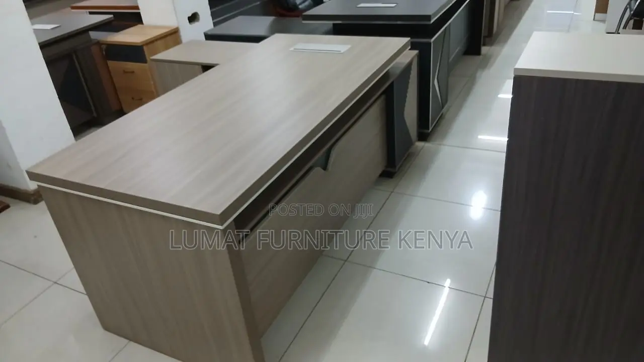 Modern 1800mm Advance Office Desk