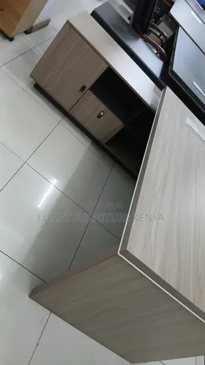 Modern 1800mm Advance Office Desk