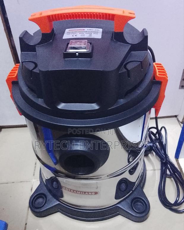 Wet and Dry 20 Litres Vacuum Cleaner