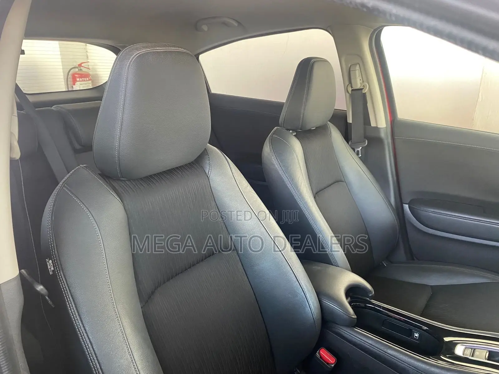 Honda Vezel 2018 Red