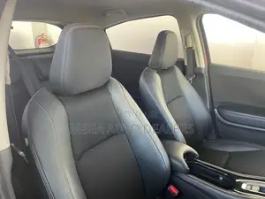 Honda Vezel 2018 Red