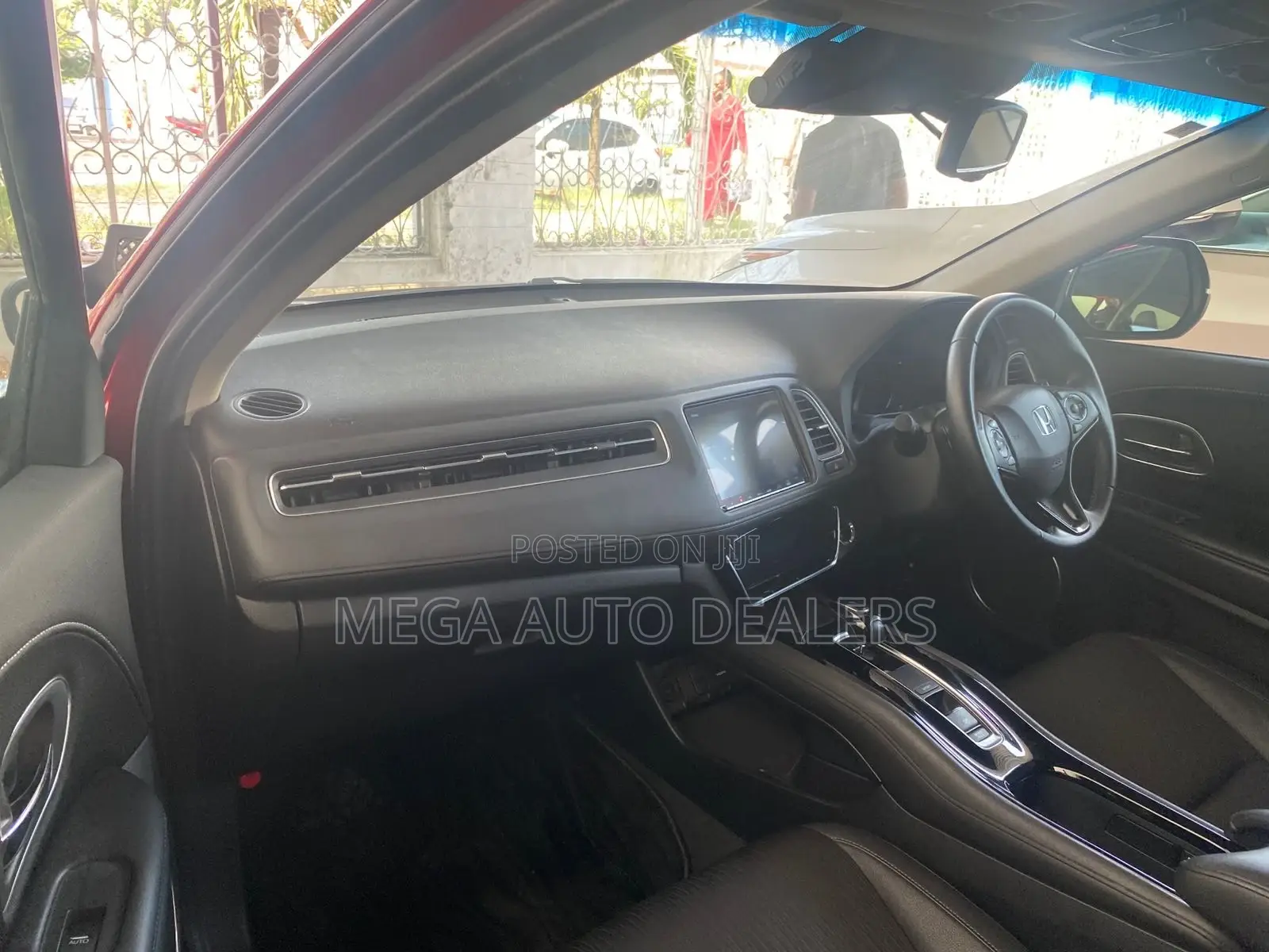 Honda Vezel 2018 Red