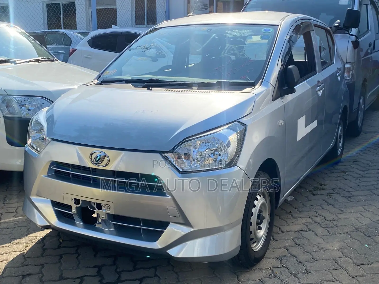 Daihatsu Mira 2018 Silver