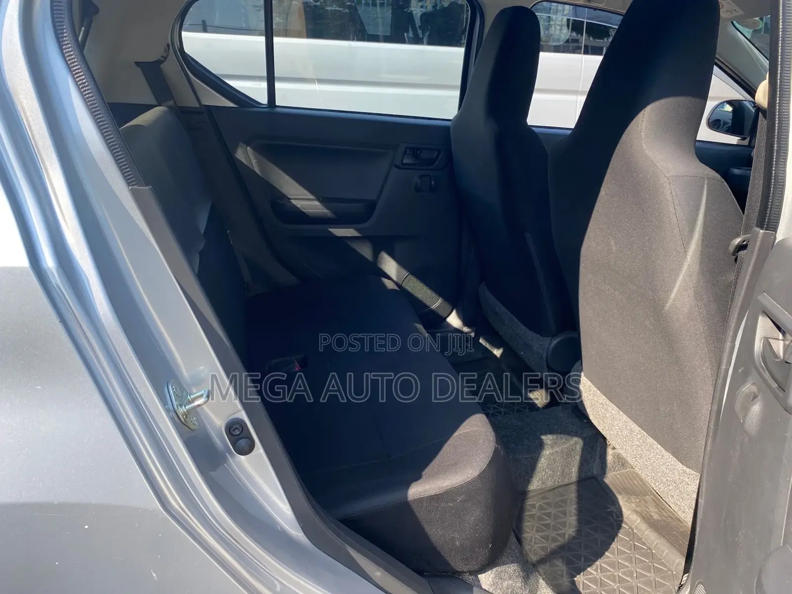 Daihatsu Mira 2018 Silver