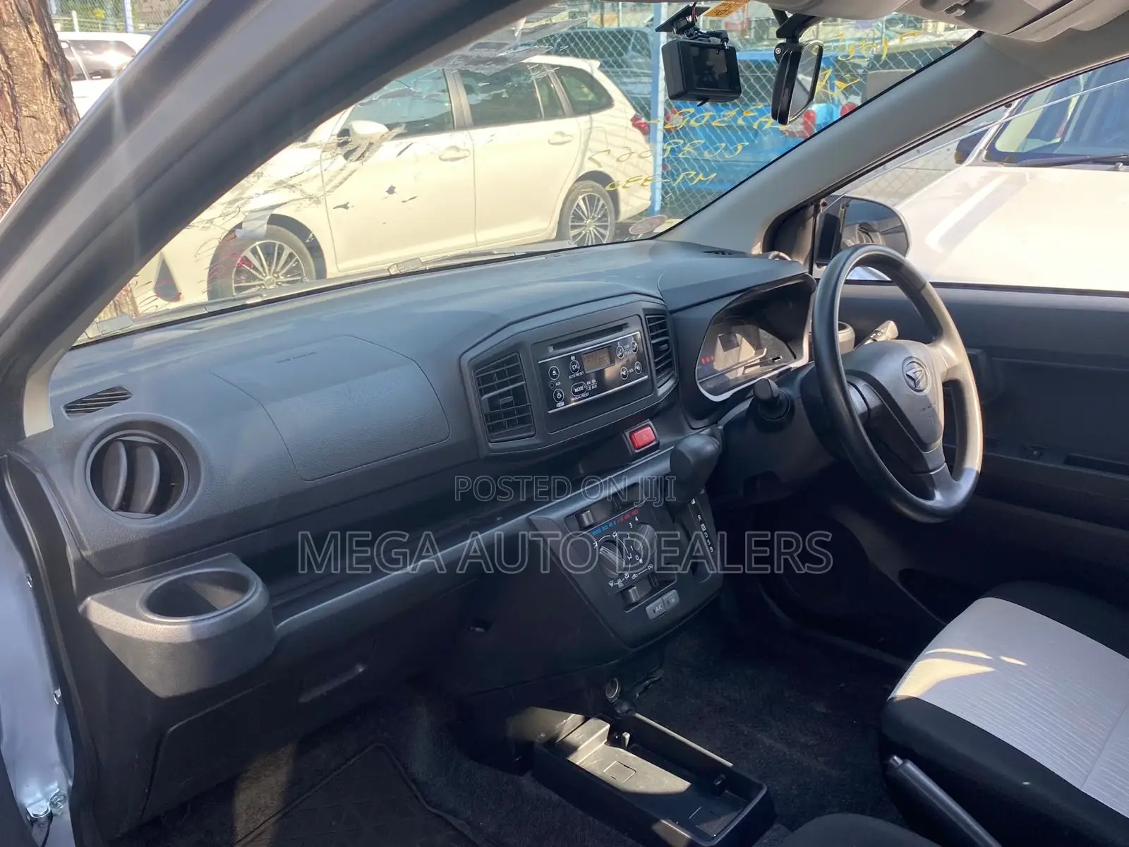 Daihatsu Mira 2018 Silver