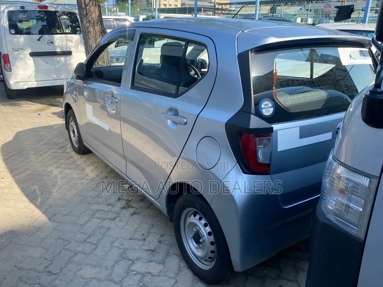 Daihatsu Mira 2018 Silver