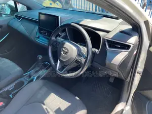 Toyota Corolla 2018 White