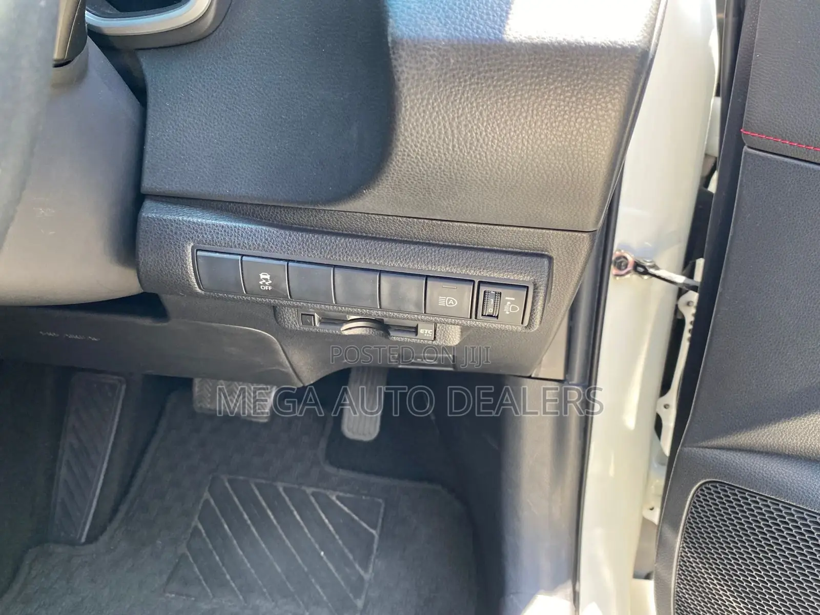 Toyota Corolla 2018 White