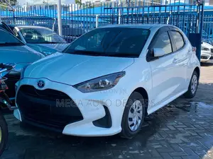 Toyota Yaris 2020 White