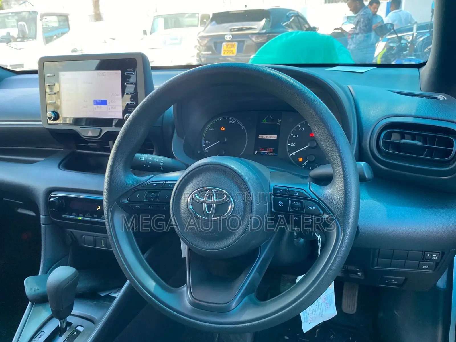 Toyota Yaris 2020 White