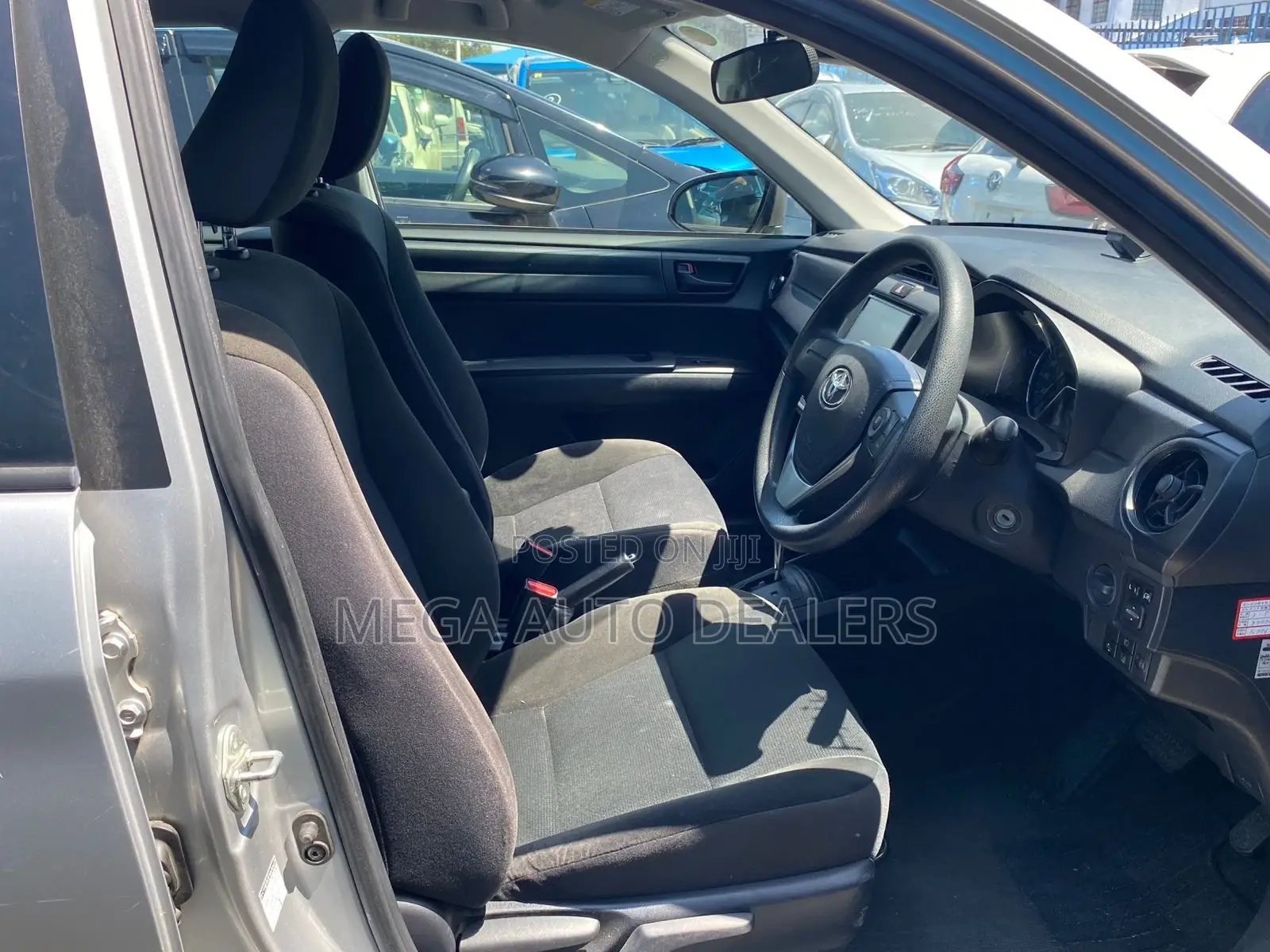 Toyota Axio 2018 Silver