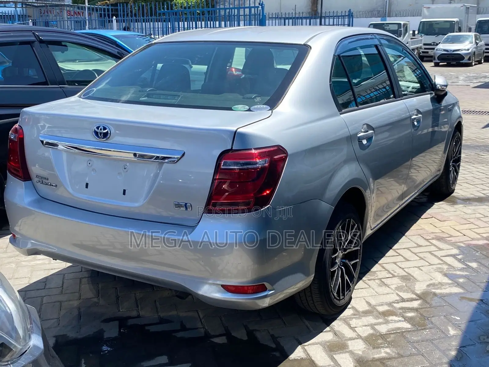 Toyota Axio 2018 Silver