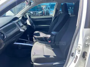 Toyota Corolla Fielder 2018 White