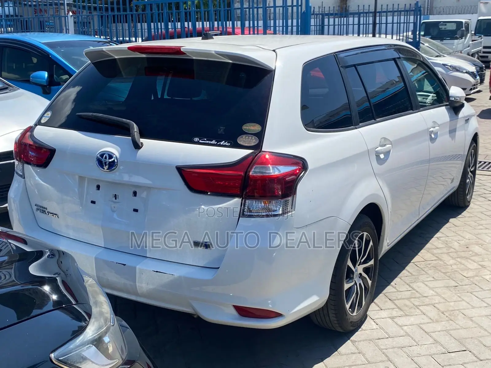 Toyota Corolla Fielder 2018 White