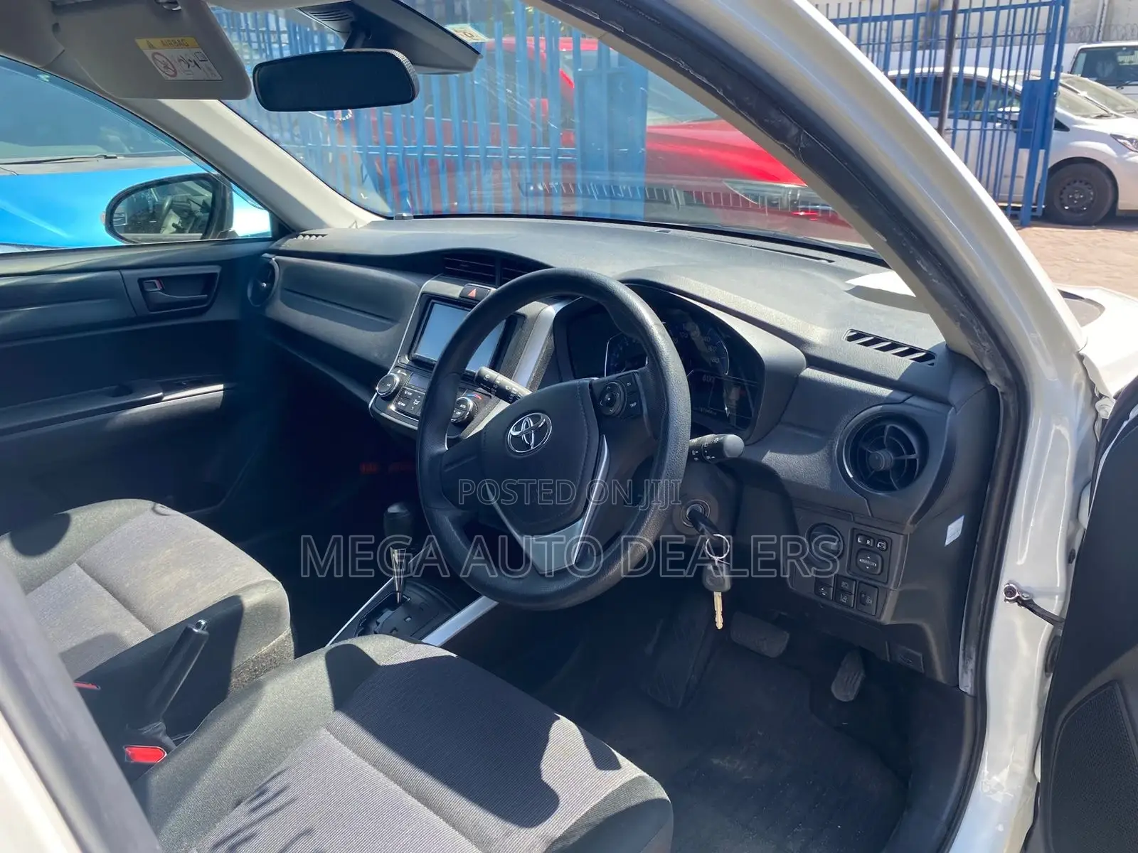 Toyota Corolla Fielder 2018 White
