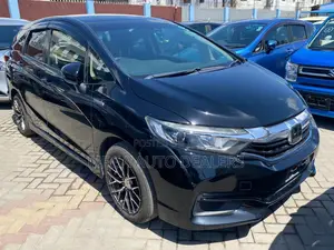 Honda Fit Shuttle 2018 Black