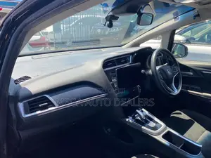 Honda Fit Shuttle 2018 Black