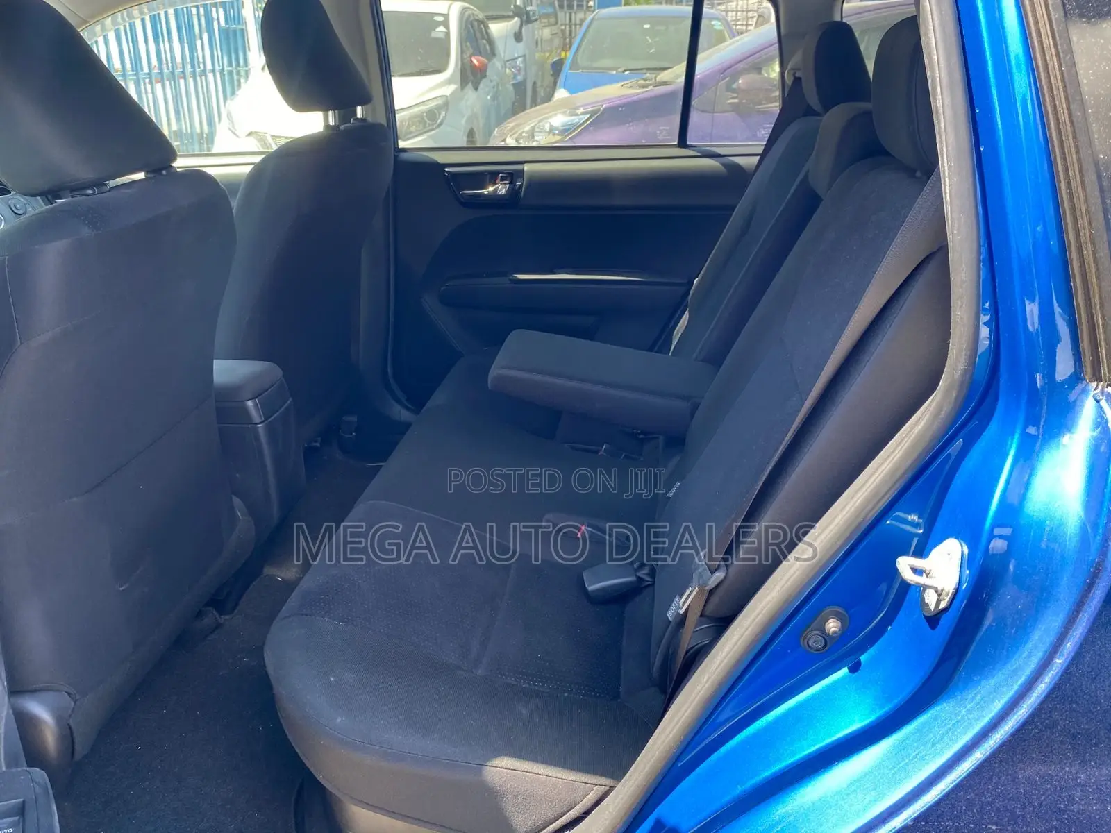 Toyota Corolla Fielder 2018 Blue