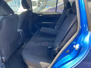 Toyota Corolla Fielder 2018 Blue