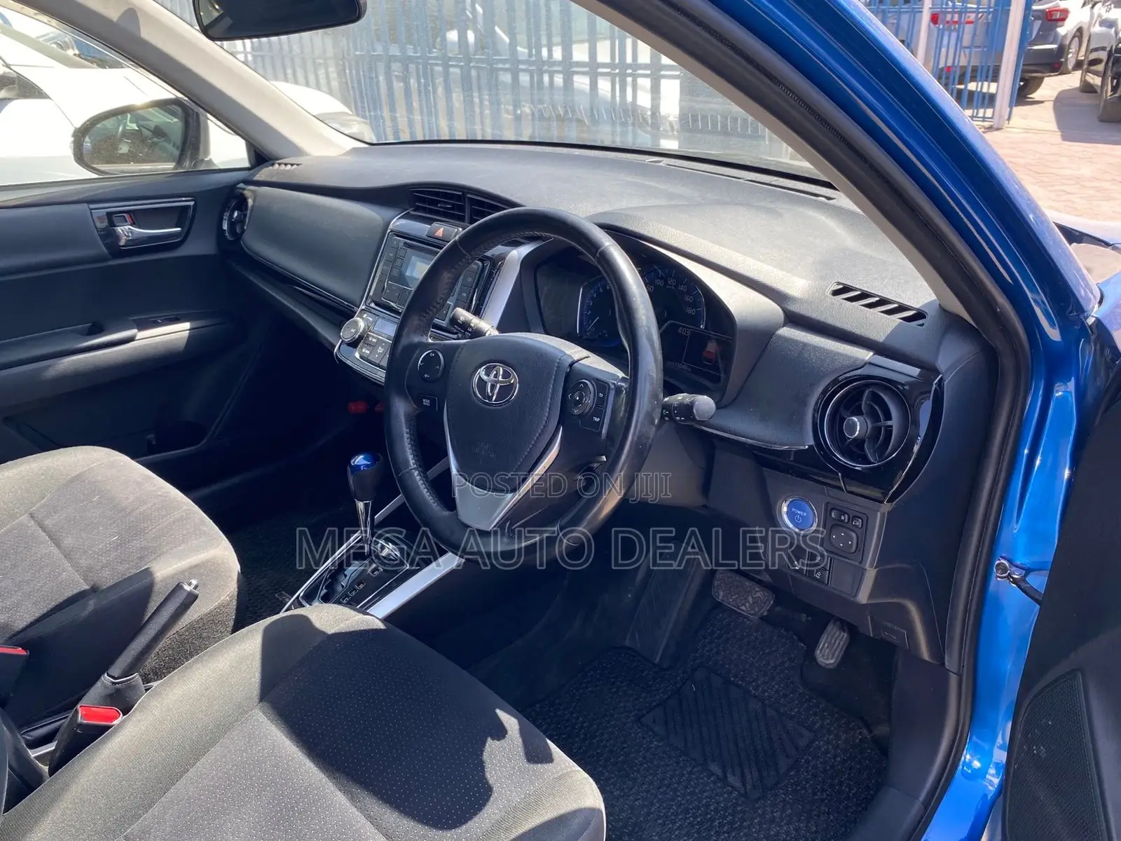 Toyota Corolla Fielder 2018 Blue
