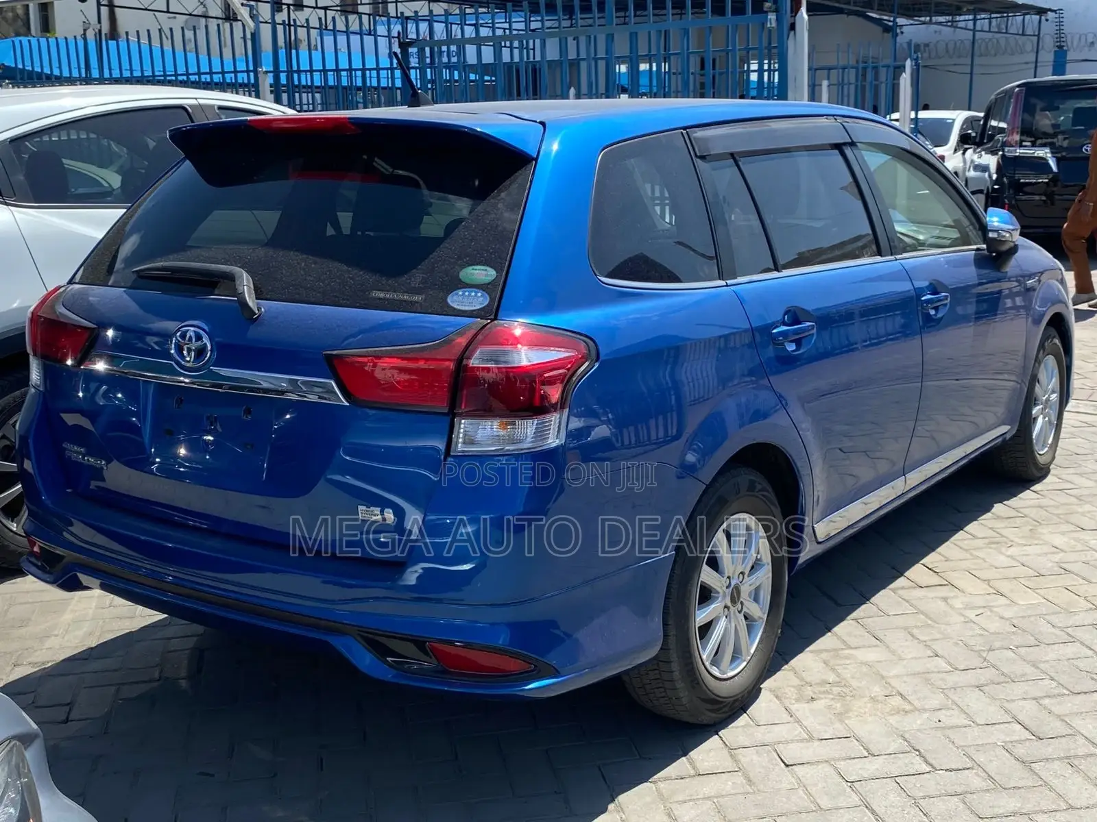 Toyota Corolla Fielder 2018 Blue