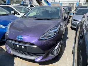 Toyota Aqua 2018 Purple
