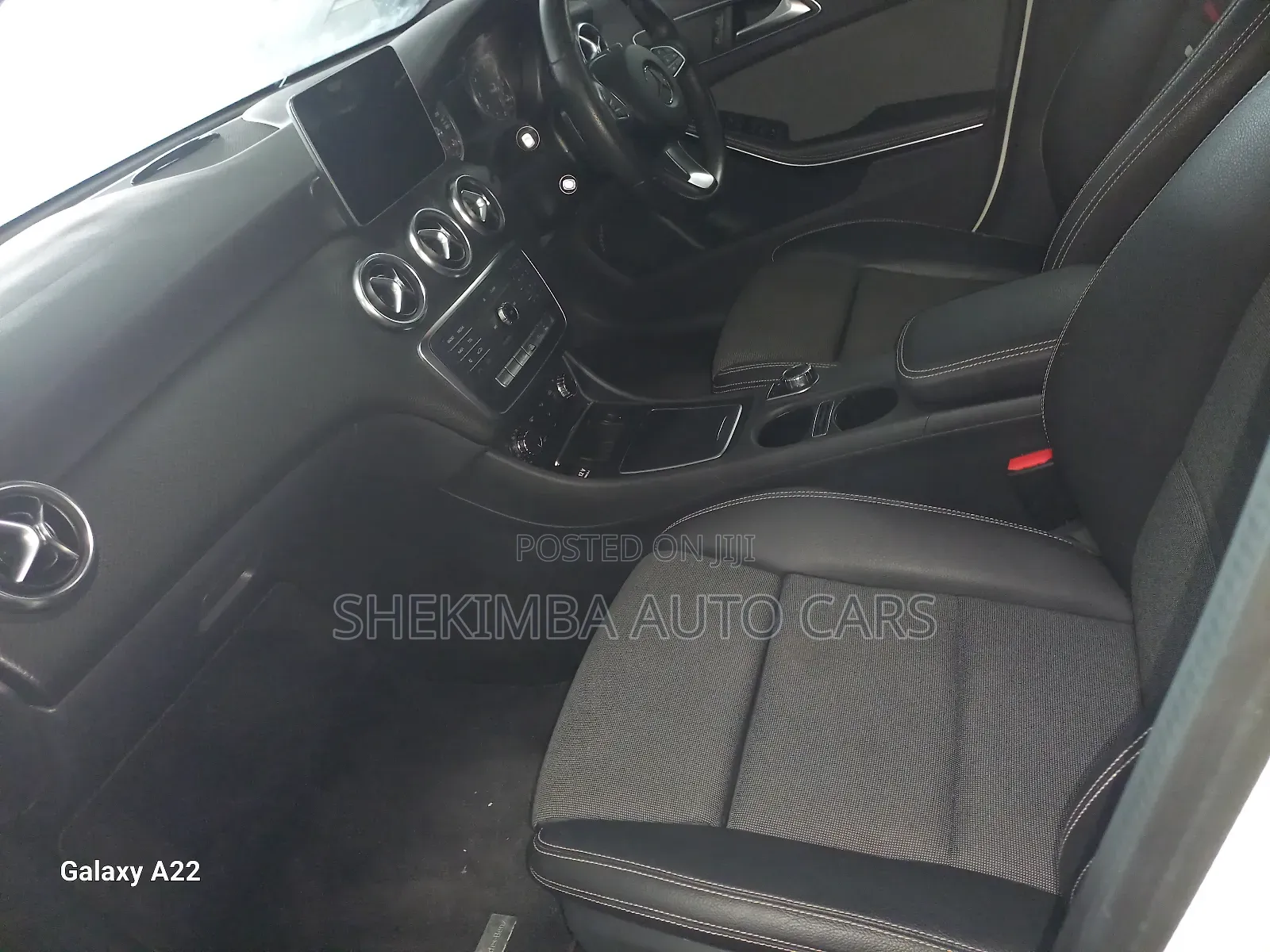 Mercedes-Benz A-Class 2019 White