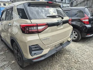 Toyota Raize 2019 Beige