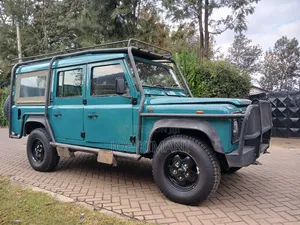 Land Rover Defender 1993 Green