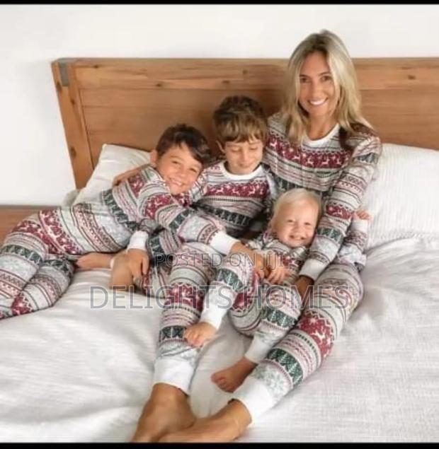 Family Matching Christmas Pajama Sets - thumbnail 2