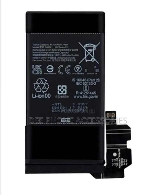 Google Pixel 8 Battery Replacement - main view