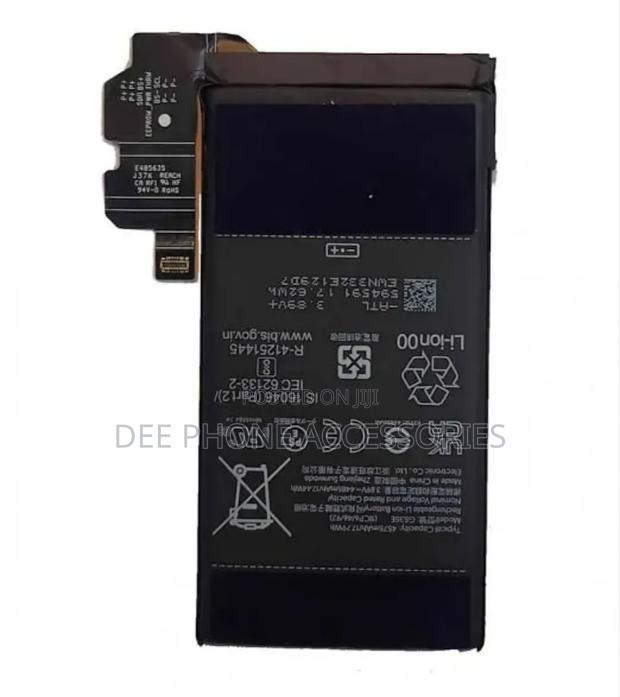 Google Pixel 8 Battery Replacement - thumbnail 2