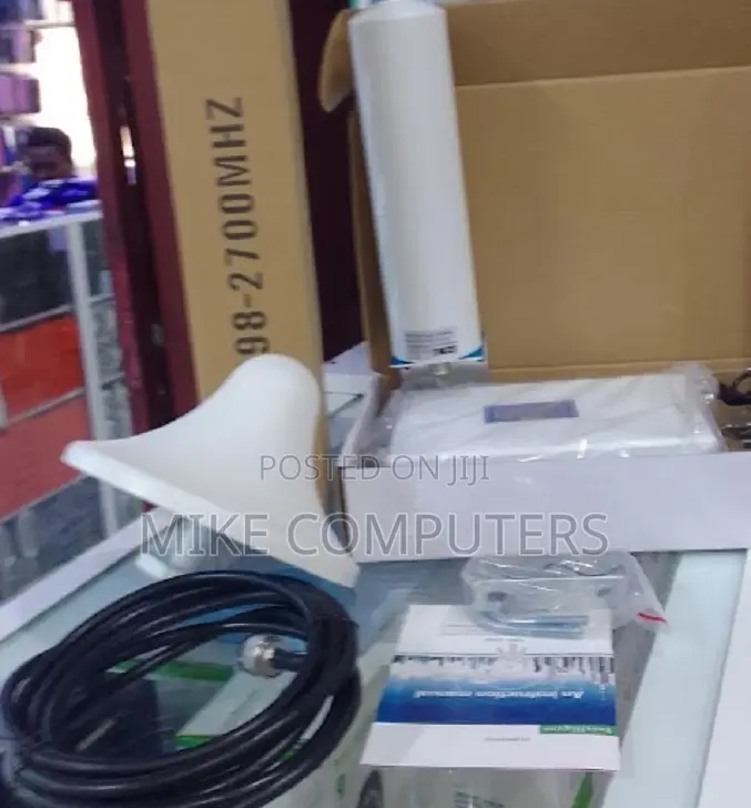 Triband GSM Signal Booster 2g 3g 4g Phone Network Booster