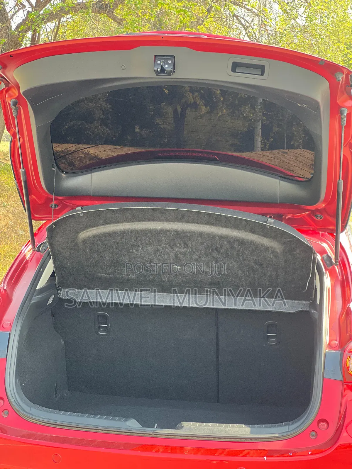 Mazda Axela 2015 Red